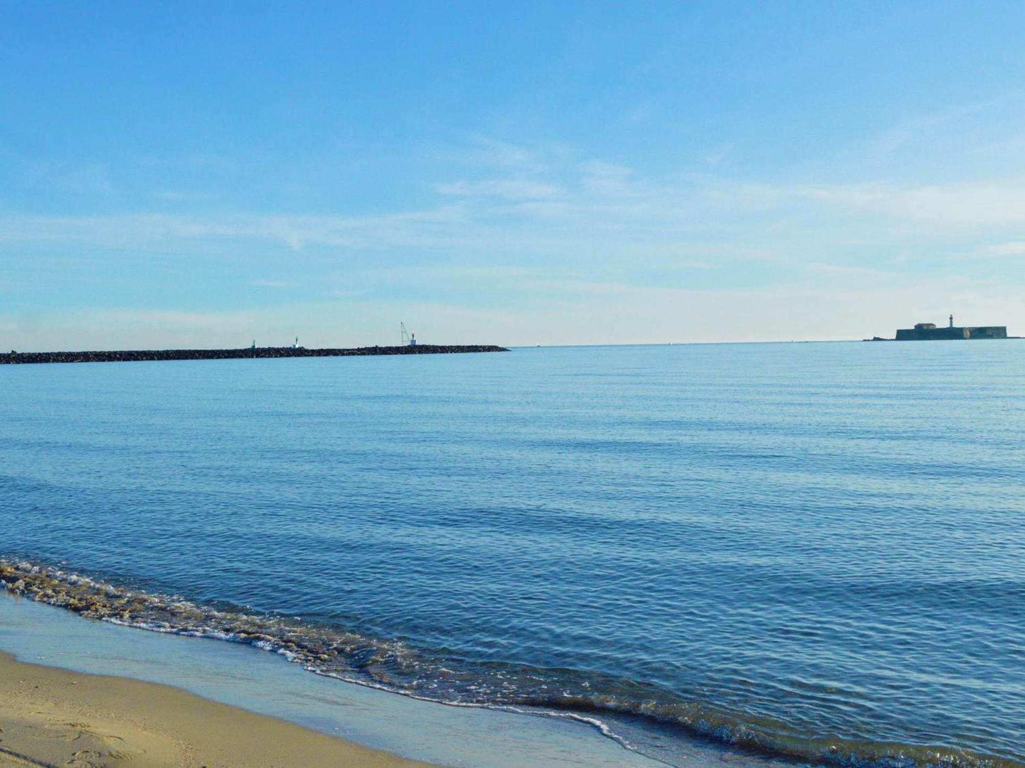 Appartement Cap D'agde, 3 Pièces, 7 Personnes - Fr-1-249-44